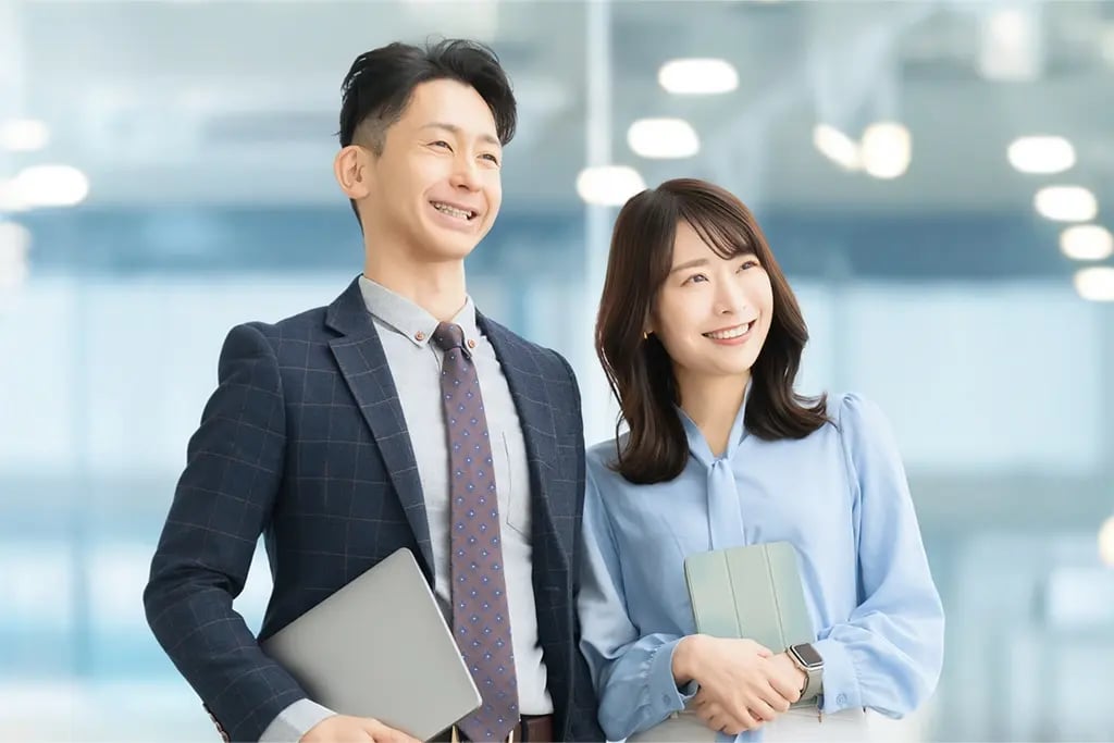 こちらの記事では、サステナブルキャリアの意義や、考え方が生まれた背景、サステナブルキャリアを構成する3つの要素と実践的な意義をわかりやすく解説します。