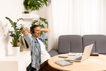 テレワーク環境下における人事考課の課題とは。制度構築のポイントを紹介